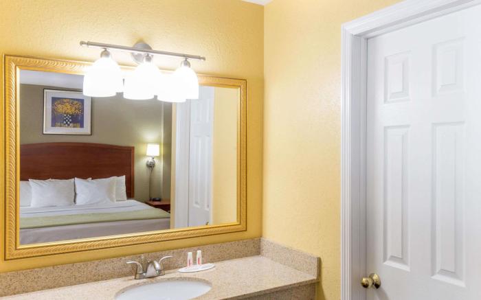 Quality Inn Poughkeepsie
