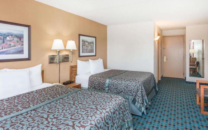 Days Inn by Wyndham Kirksville