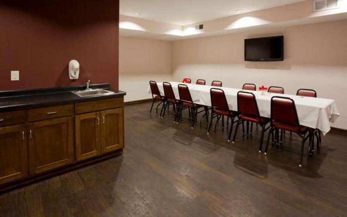 GrandStay Hotel & Suites- Parkers Prairie