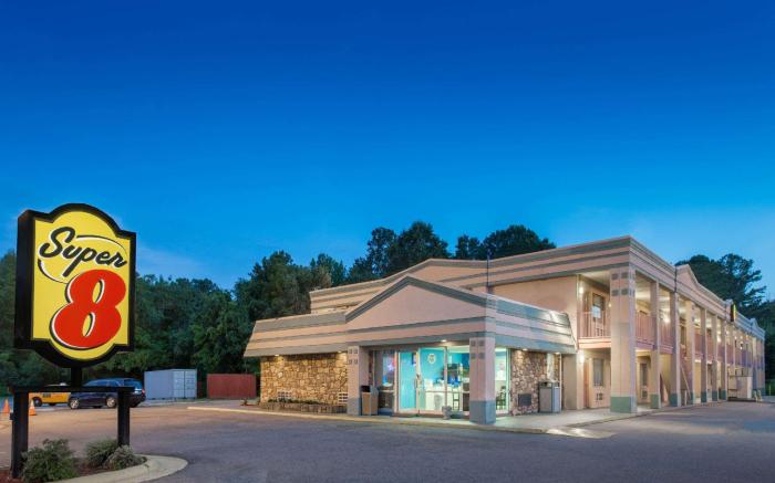 Super 8 By Wyndham Durham/University Area Nc