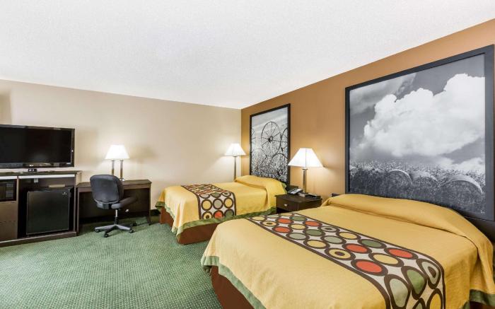 Super 8 By Wyndham Jefferson