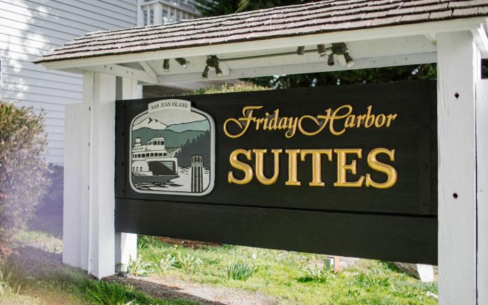 Friday Harbor Suites