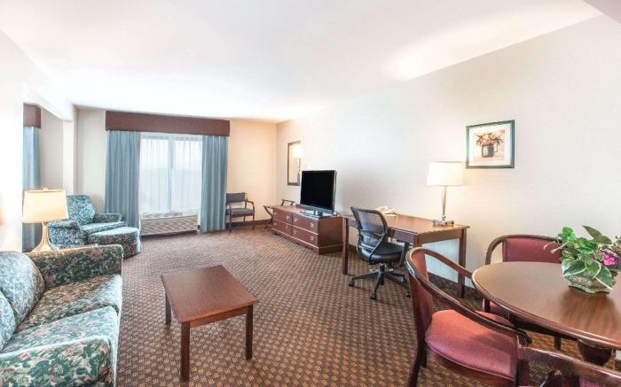 Wingate by Wyndham Lexington