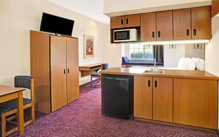 Econo Lodge Inn & Suites Mesquite - Dallas East