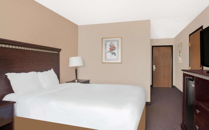 Baymont by Wyndham San Marcos