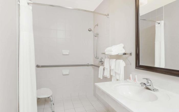 Days Inn by Wyndham Seguin TX
