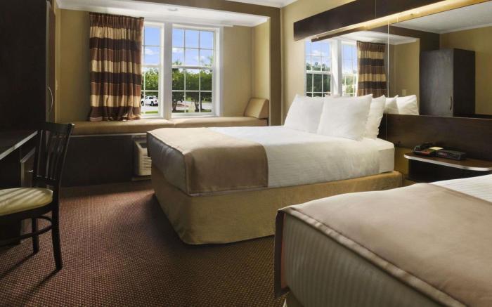 Microtel Inn & Suites by Wyndham Columbia Two Notch Rd Area
