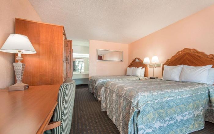 Knights Inn Lawton