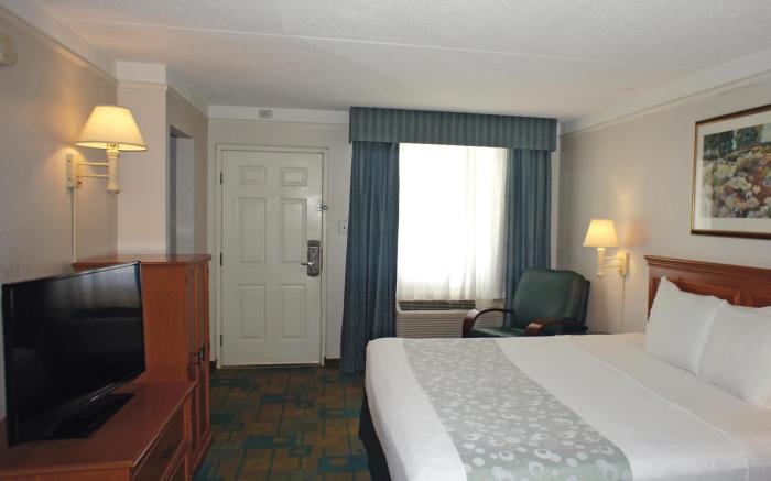 Baymont by Wyndham Fort Myers Central