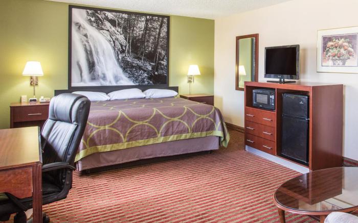 Super 8 By Wyndham Harrisonburg