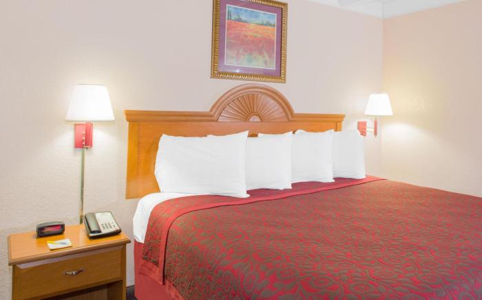 Days Inn by Wyndham Tallahassee University Center