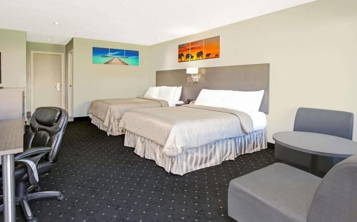 Howard Johnson by Wyndham Gananoque