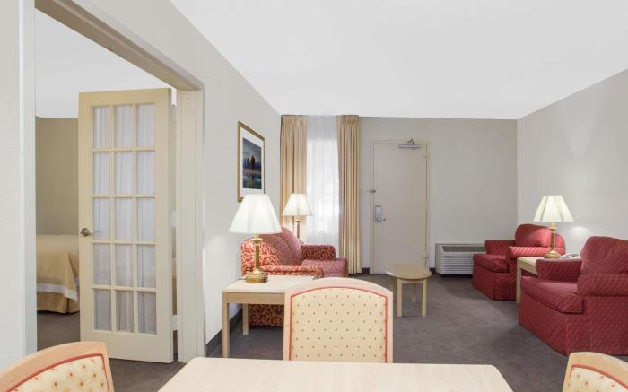 Hotel Carolina A Days Inn by Wyndham