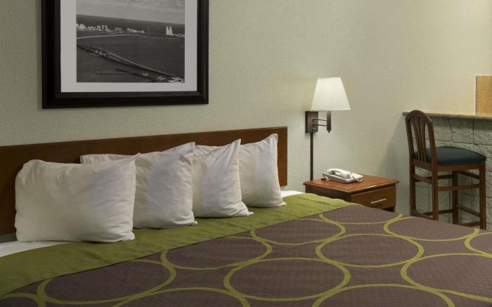 Super 8 By Wyndham South Padre Island