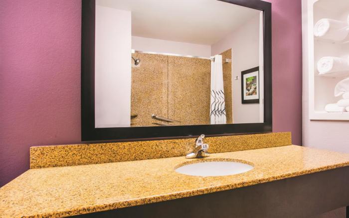 La Quinta Inn & Suites by Wyndham Russellville