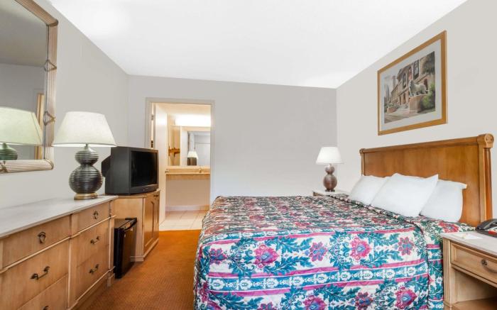 Rodeway Inn