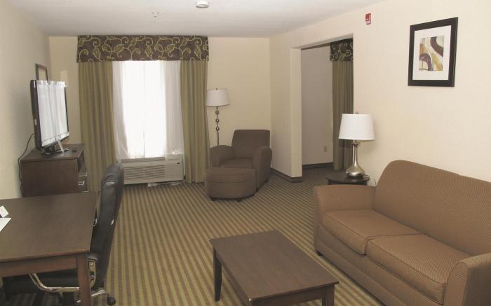 La Quinta Inn & Suites by Wyndham Horn Lake / Southaven Area