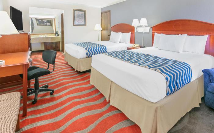 Travelodge by Wyndham Norman