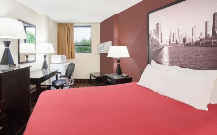 Super 8 By Wyndham Chicago Il