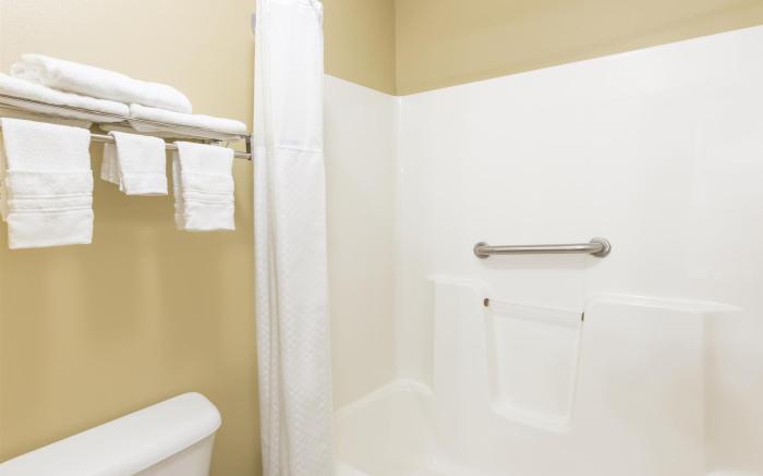Super 8 By Wyndham Sioux Falls