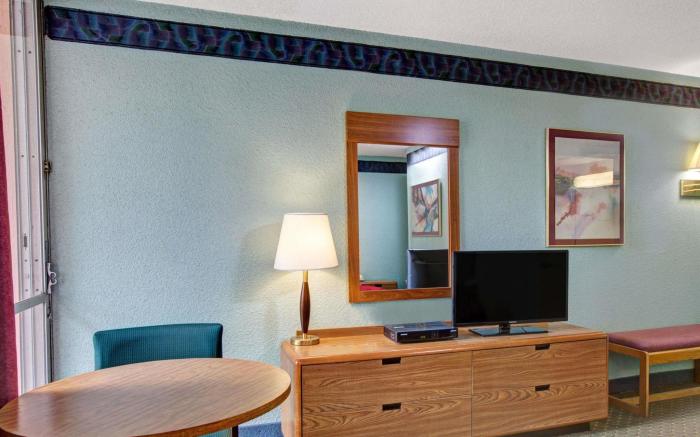 Ramada by Wyndham Parsippany