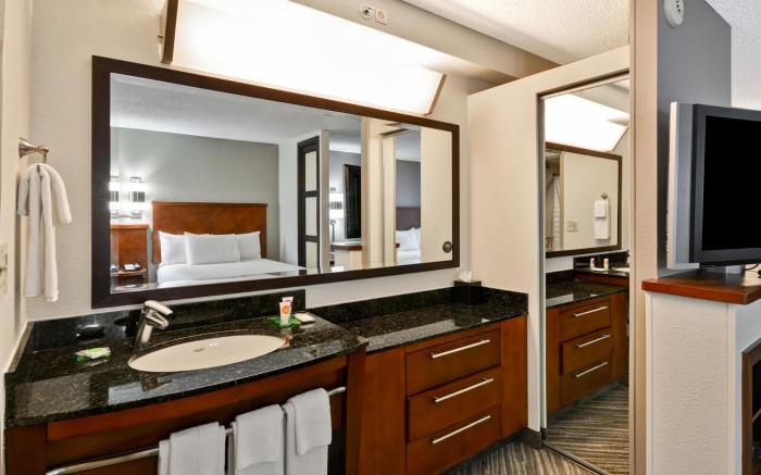 Hyatt Place Baton Rouge I-10