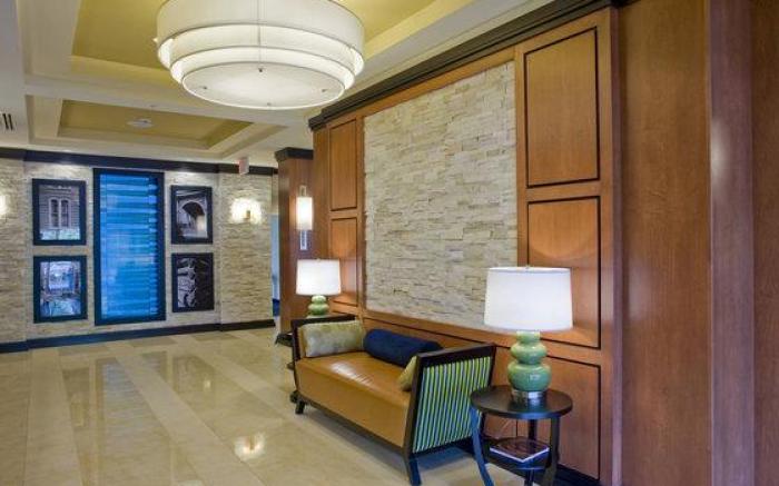 Fairfield Inn & Suites Columbus