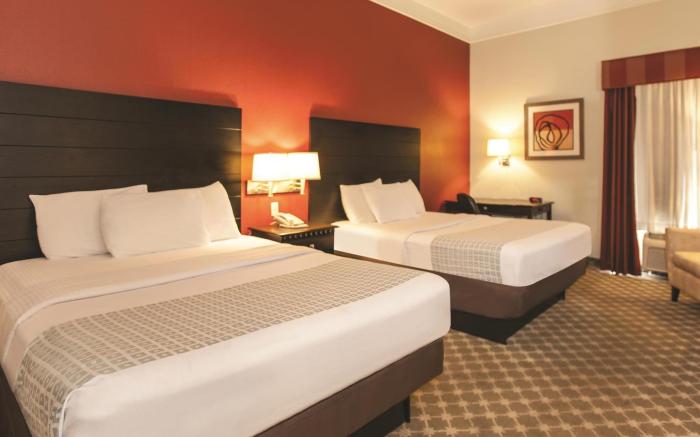 La Quinta Inn & Suites by Wyndham PCB Coastal Palms