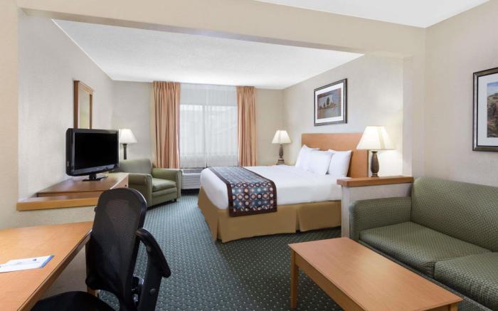 Baymont by Wyndham Waterloo