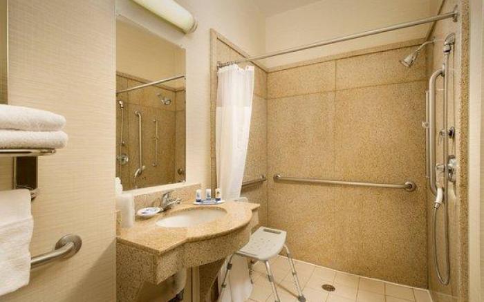 Fairfield Inn & Suites Waco North