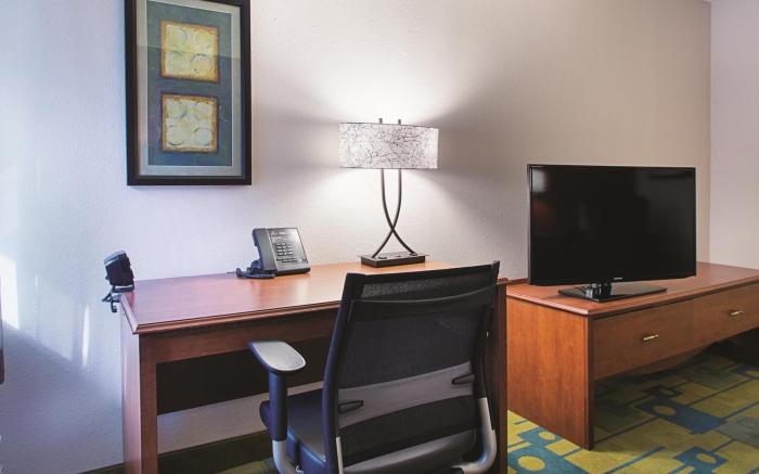 La Quinta Inn by Wyndham Auburn Worcester