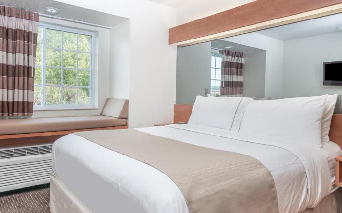 Microtel Inn & Suites by Wyndham Rice Lake