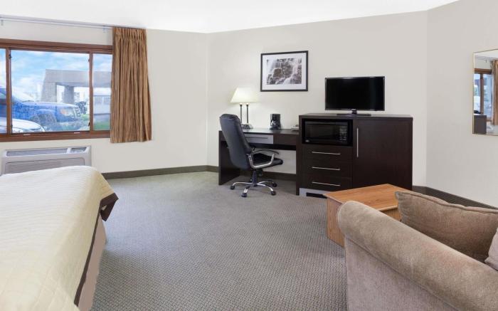 Baymont by Wyndham Green Bay