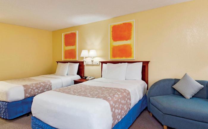 La Quinta Inn by Wyndham West Palm Beach - Florida Turnpike