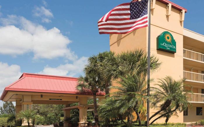 La Quinta Inn by Wyndham West Palm Beach - Florida Turnpike