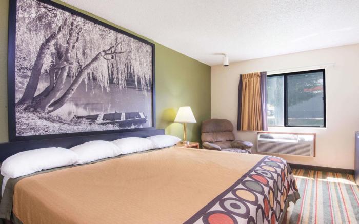 Super 8 By Wyndham El Dorado