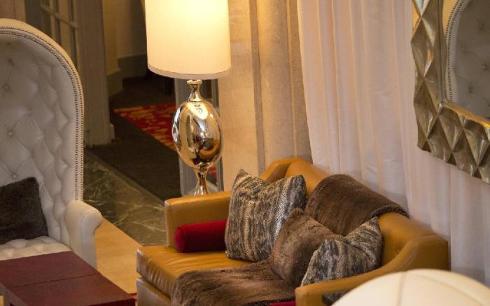Ambassador Hotel Kansas City, Autograph Collection