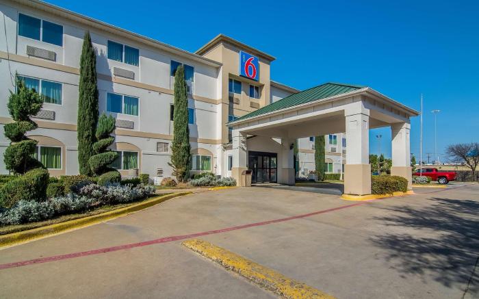 Motel 6 Dallas, TX - North - Richardson