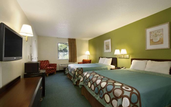 Super 8 By Wyndham Florence