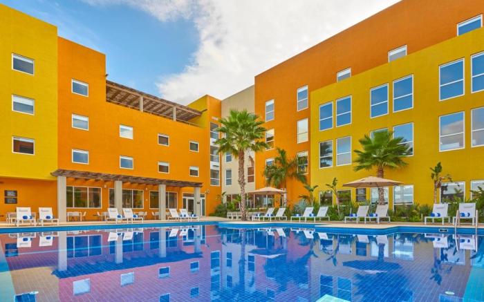 City Express Plus by Marriott Cabo San Lucas