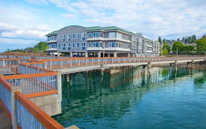 Silver Cloud Inn - Tacoma Waterfront