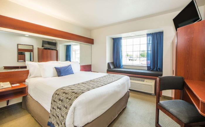 Microtel Inn & Suites by Wyndham Miami