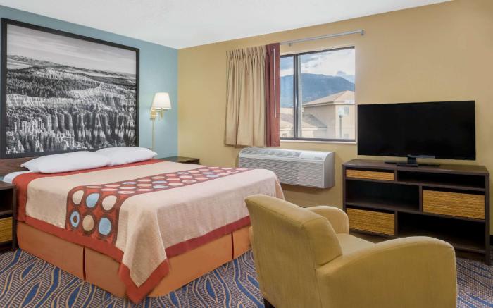 Super 8 By Wyndham Cedar City