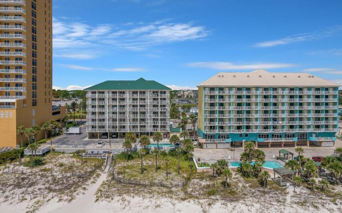 Beach Tower Beachfront Hotel, a By The Sea Resort