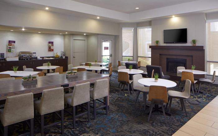 Residence Inn by Marriott Atlanta Airport North/Virginia Avenue