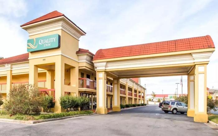 Quality Inn Dalton