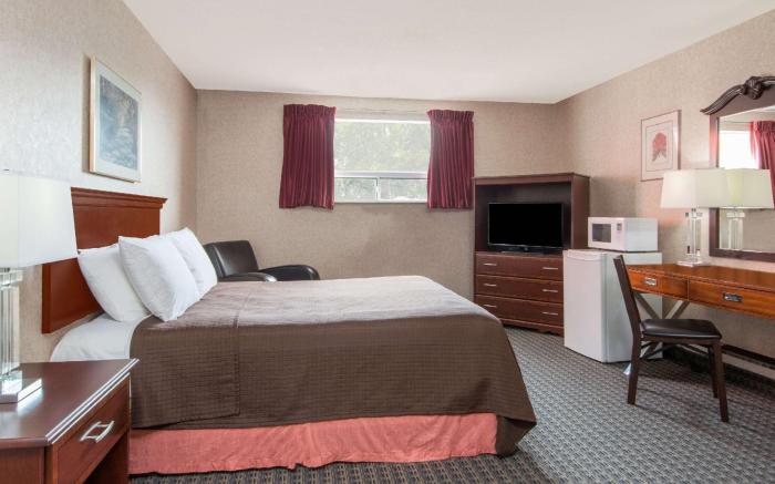 Howard Johnson by Wyndham Gravenhurst