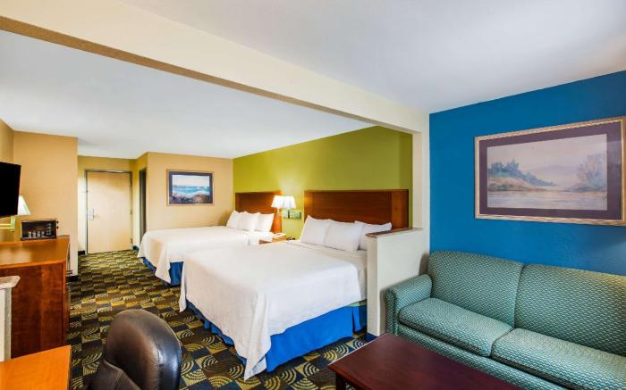 Days Inn & Suites by Wyndham Corpus Christi Central