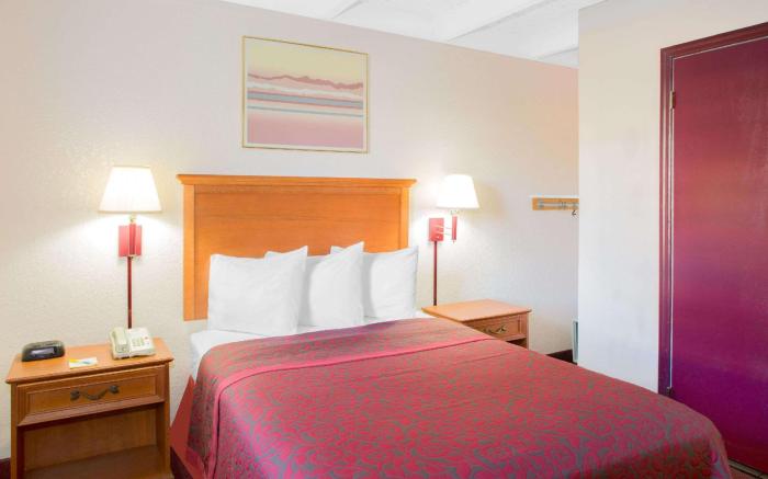 Days Inn by Wyndham Tallahassee University Center