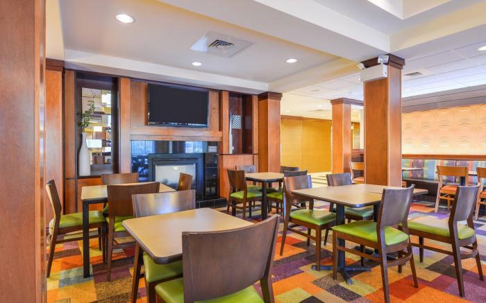 Fairfield Inn & Suites White Marsh